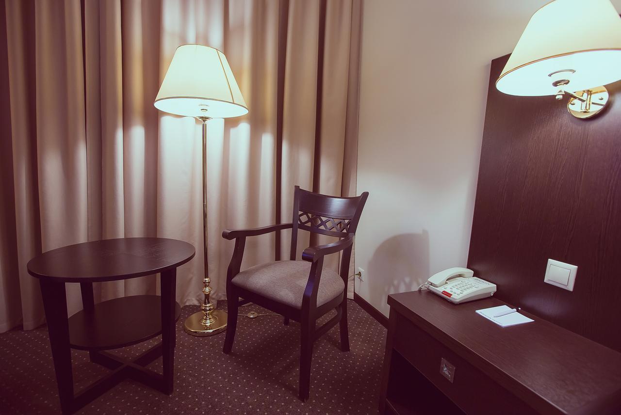 נובוקוזנצק Hotel Bardin חדר תמונה