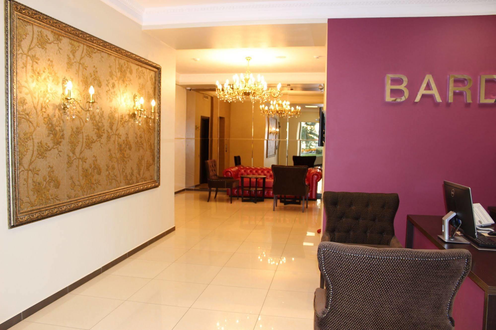 נובוקוזנצק Hotel Bardin מראה חיצוני תמונה
